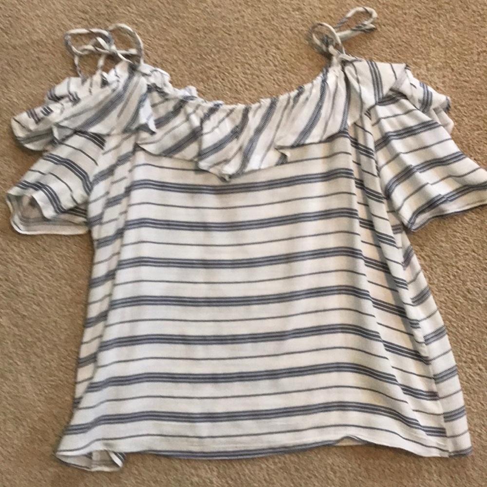 Adorable summer top 🌞